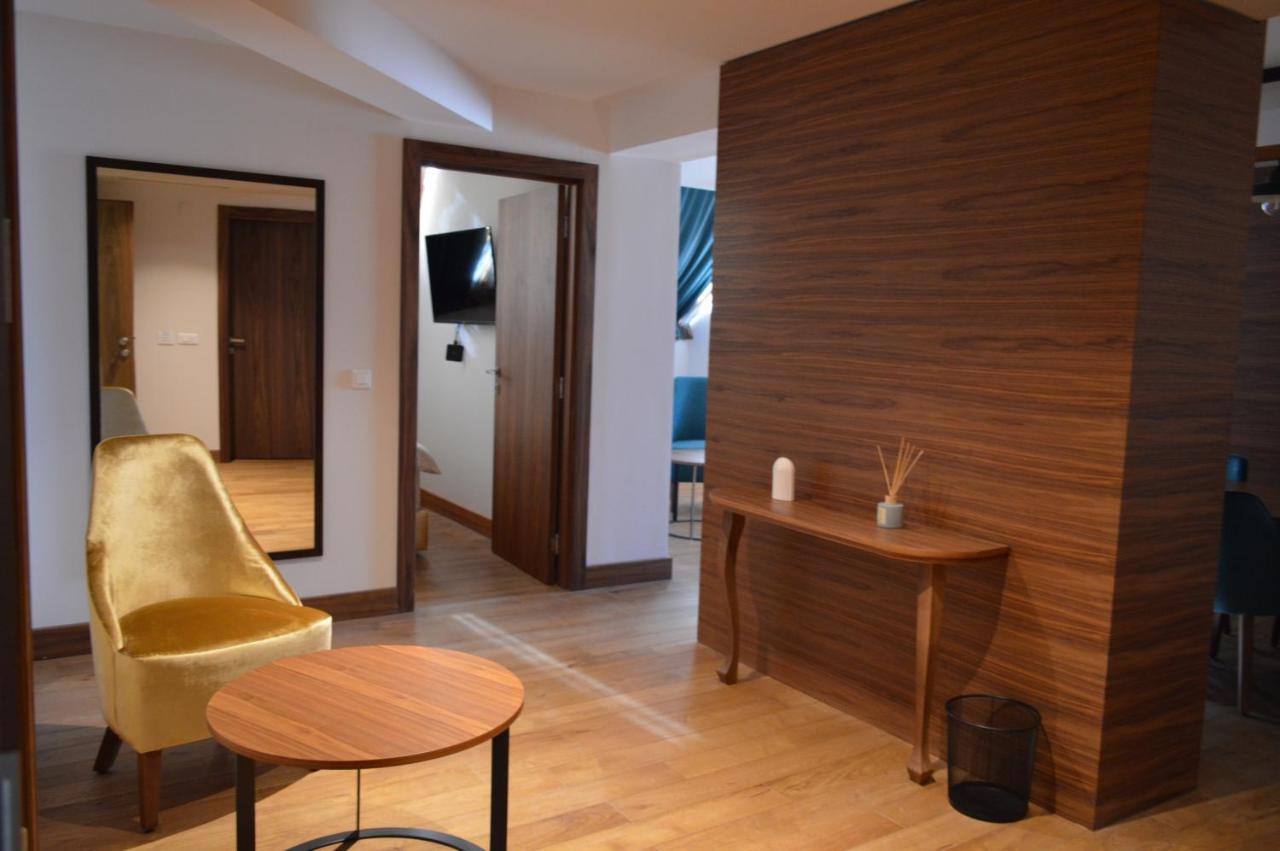 Hotel Nais Nis Luaran gambar