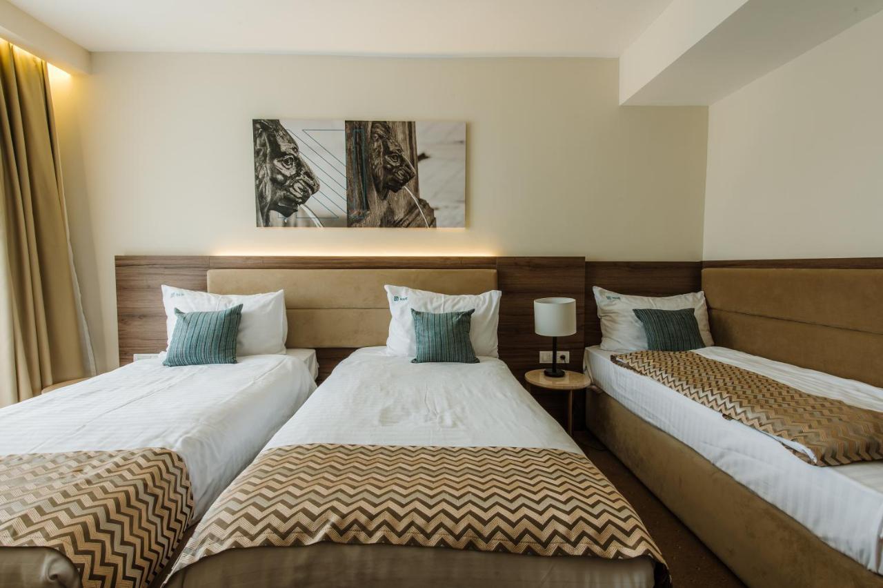 Hotel Nais Nis Luaran gambar