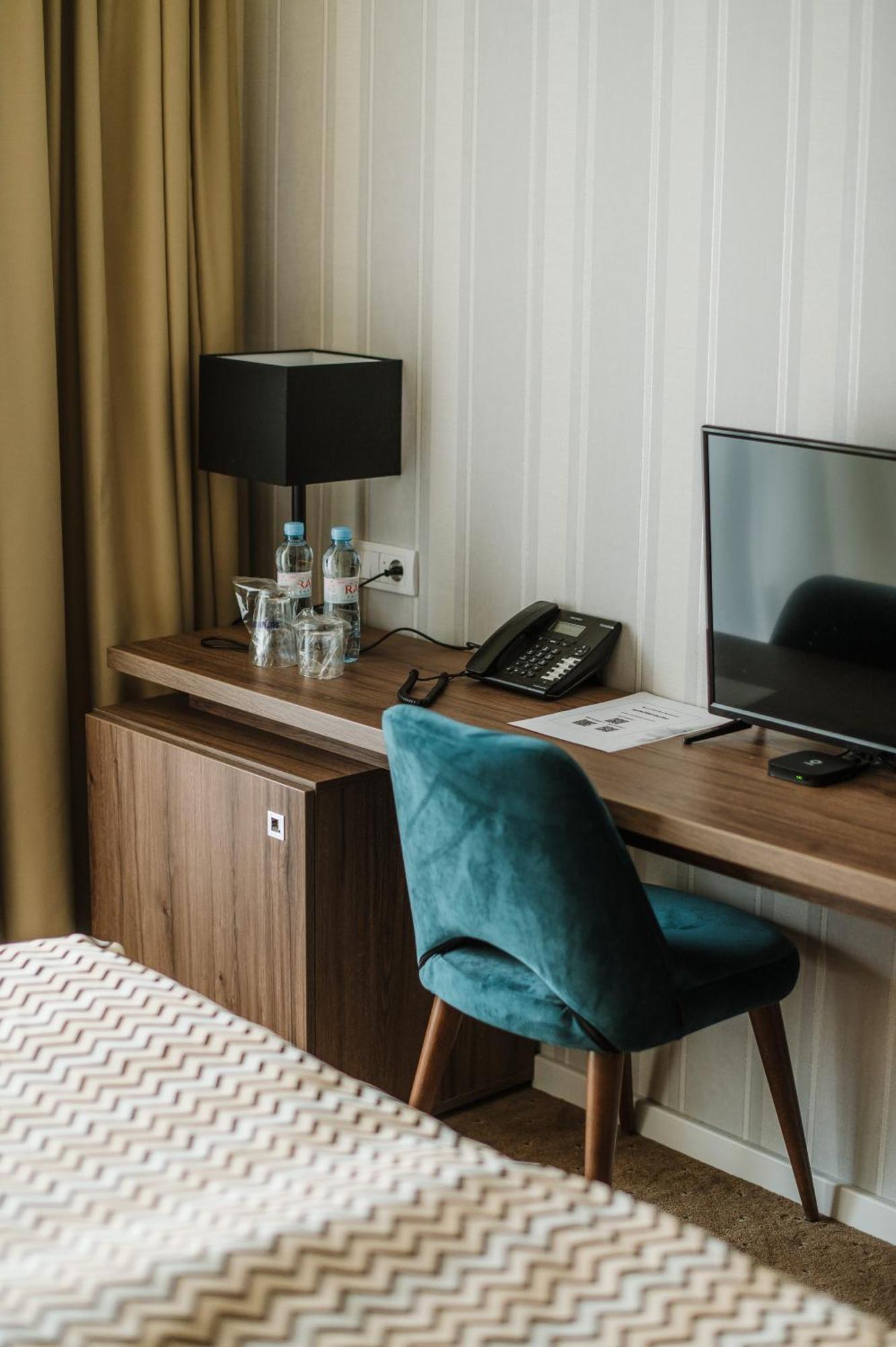 Hotel Nais Nis Luaran gambar